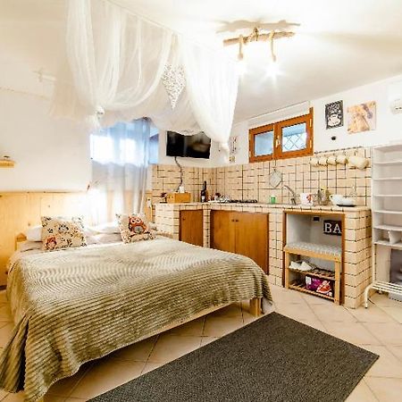 Апартаменти Tabor 1 Garden & Parking Неаполь Екстер'єр фото