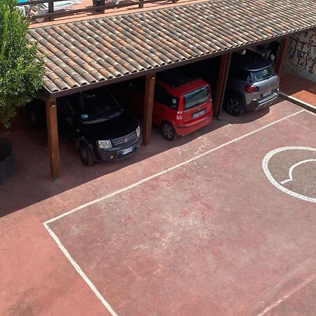 Апартаменти Tabor 1 Garden & Parking Неаполь Екстер'єр фото